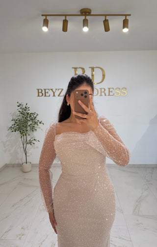 Princess dress beige