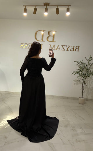 Aleyna dress black